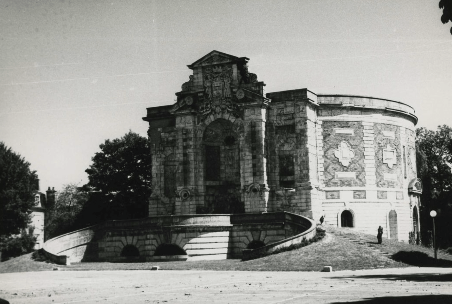 les-ch-teaux-d-eau-monuments-historiques-en-puissance